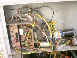 Air conditioning repair. Sloppy wires leads to failure.